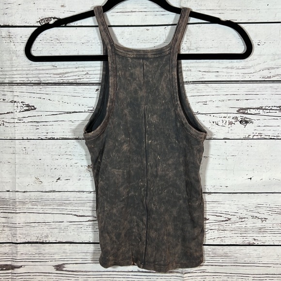 Anthropologie Cropped Distressed Print Tank Top - Picture 2 of 4